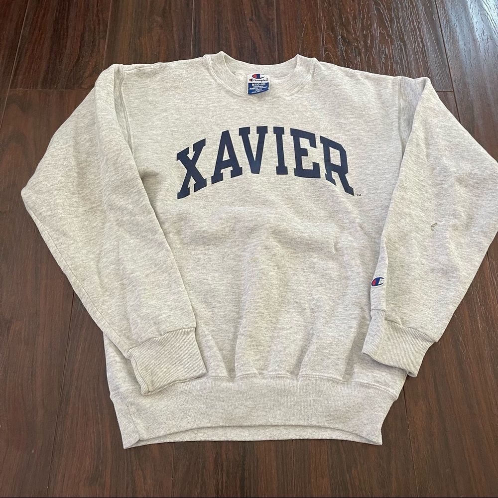 Vintage Champion 90’s  Xavier University College Gray Sweatshirt Adult Small
